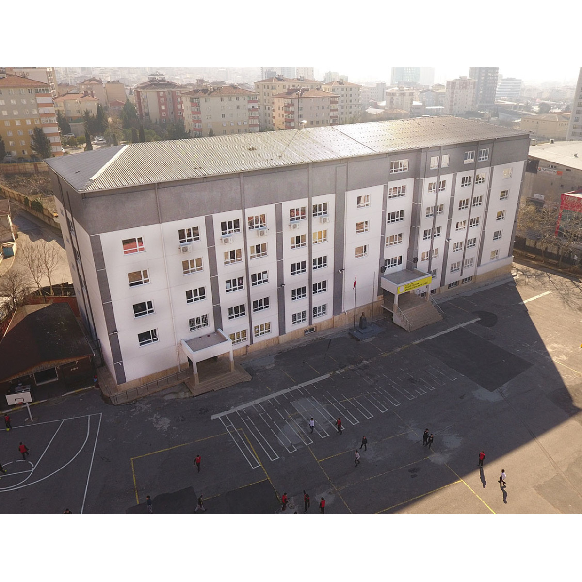 Selçuk Eraydın İmam Hatip Lisesi