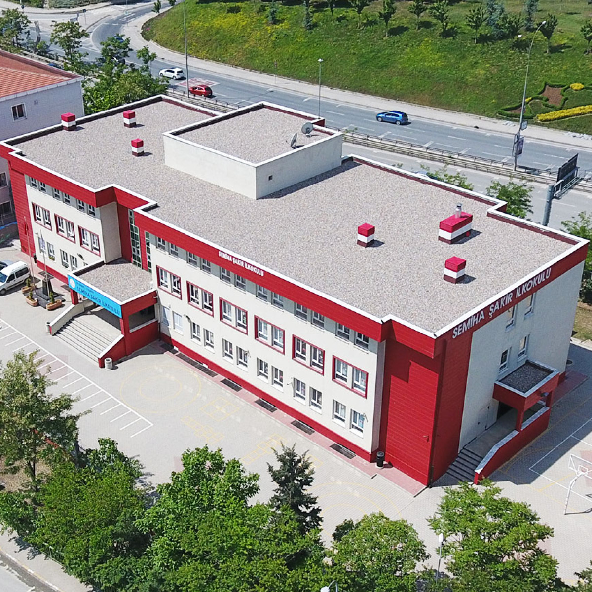 Semiha Şakir İlköğretim Okulu